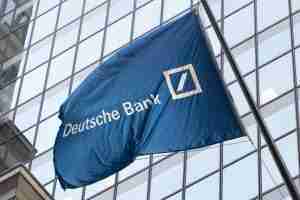 Banche: crolla il titolo di Deutsche Bank, borse europee in forte calo