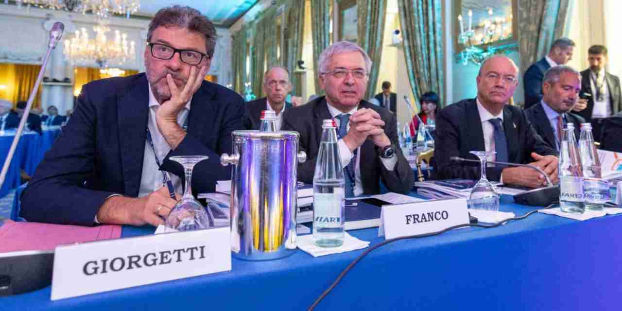 Forum Ambrosetti, Giorgetti: “La manovra colpirà le rendite per premiare chi lavora. Nel mirino il Superbonus, ha lasciato pochi margini ad altro”.