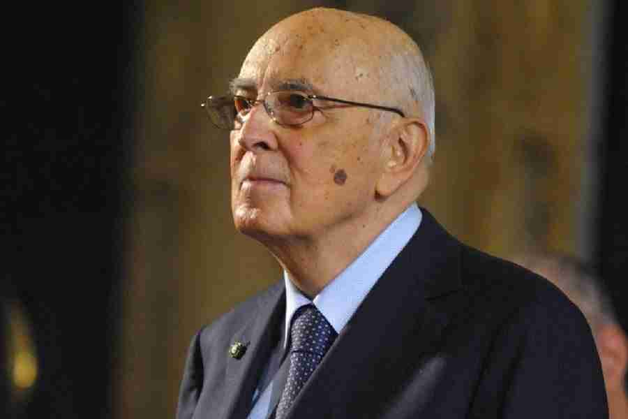 L’ultimo saluto a Giorgio Napolitano, ai funerali in forma laica a Montecitorio parteciperanno anche Macron e Steinmeier