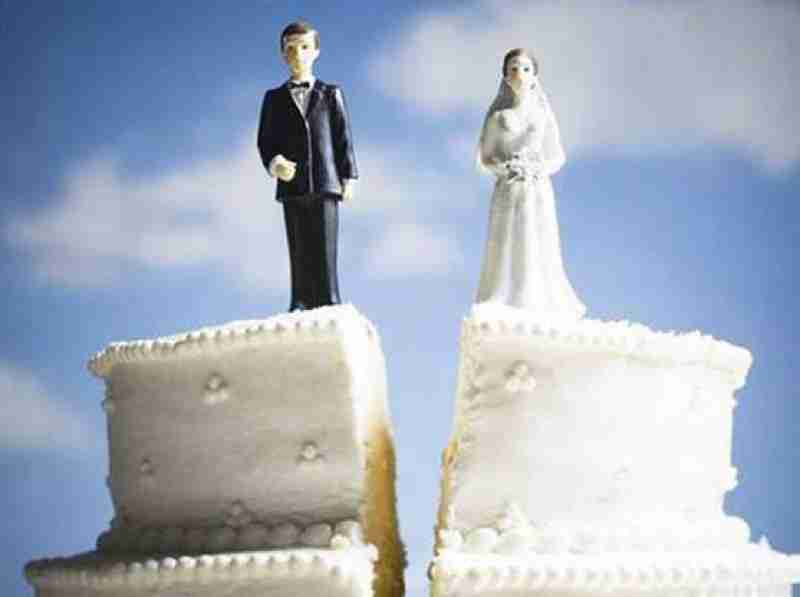 Divorzio, per la Cassazione nel computo dell’assegno di mantenimento è da considerarsi anche la convivenza