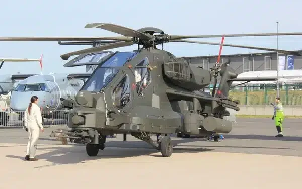 Leonardo punta sull’AW249: il nuovo elicottero da combattimento europeo debutta in volo a Berlino
